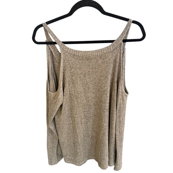 Active USA Gray Off-the-Shoulder Sweater - Picture 3 of 4